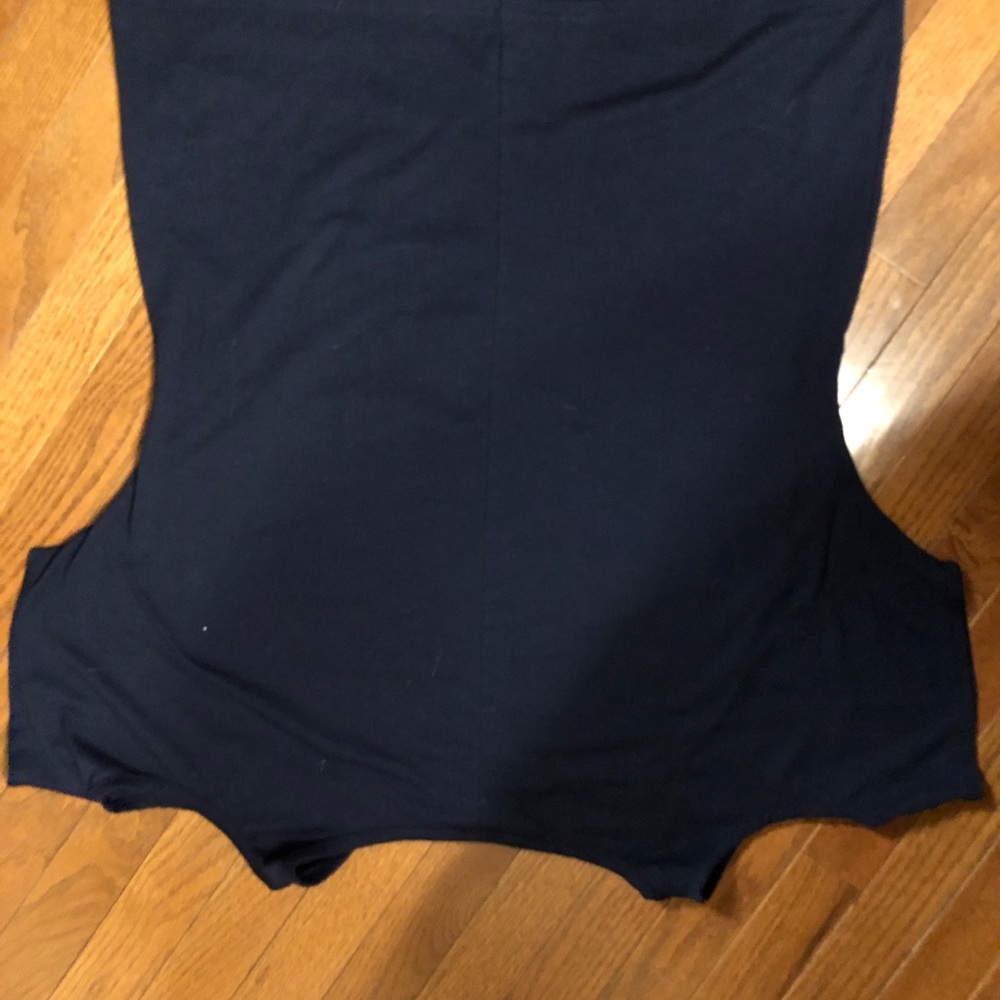 Loop 18 cold shoulder top - Picture 3 of 4